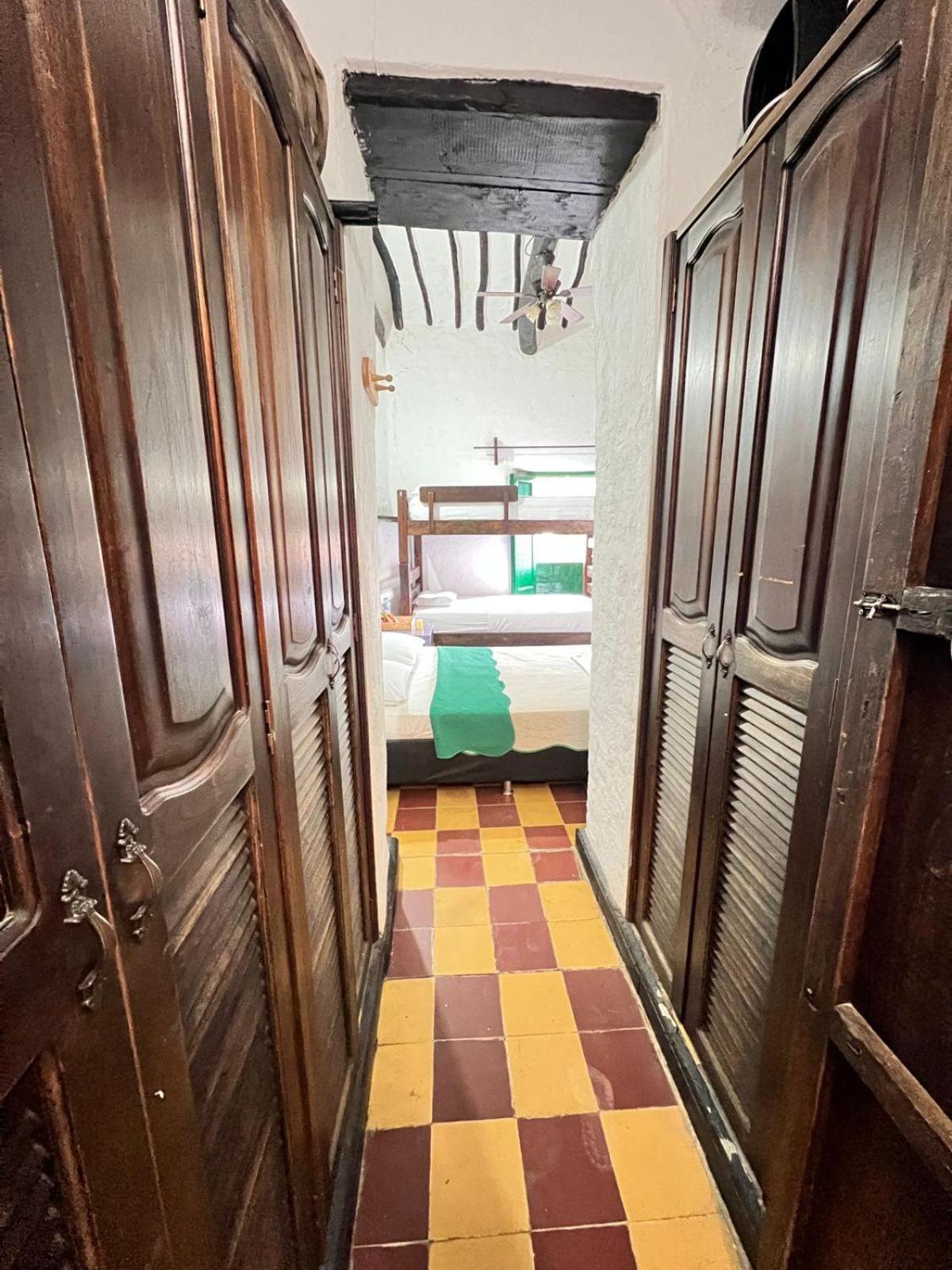 Green Door San Gil Bagian luar foto